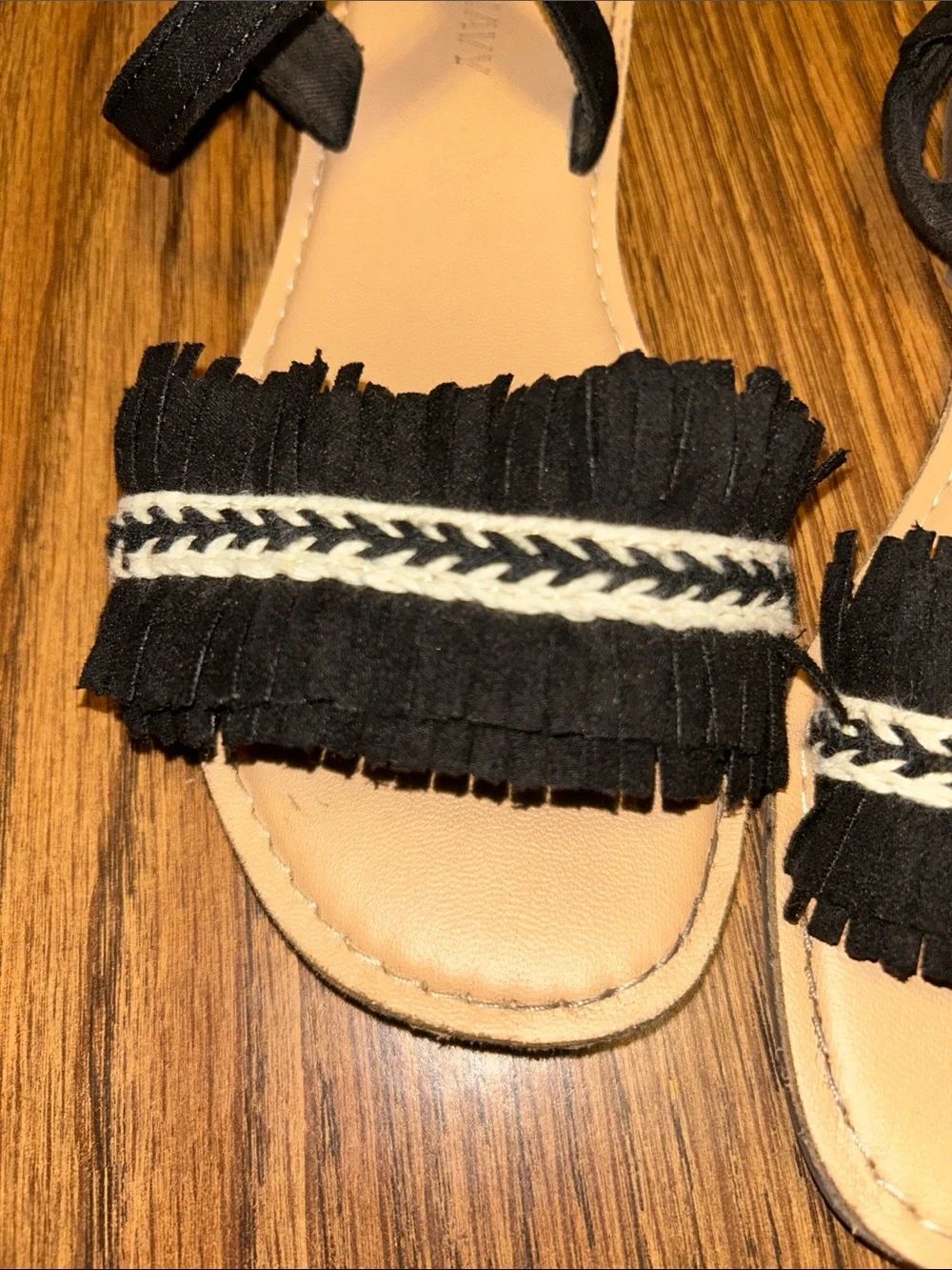 Old Navy Black Sandals with White Braid Accent